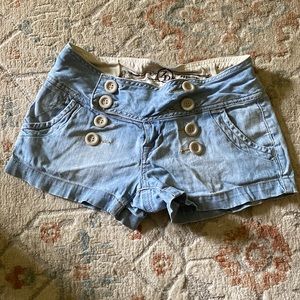 Buttoned Jean shorts